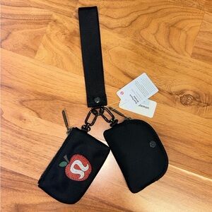 🍎 LIMITED EDITION New York Exclusive Dual Pouch Wirstlet